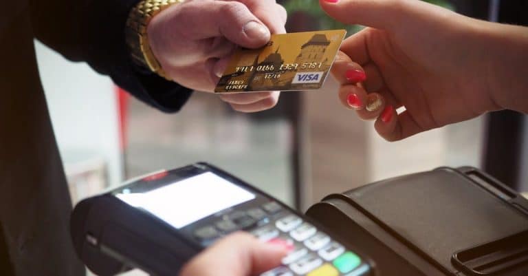 Qu&rsquo;est-ce que le crédit et comment s&rsquo;y retrouver : guide ultime pour les novices ?