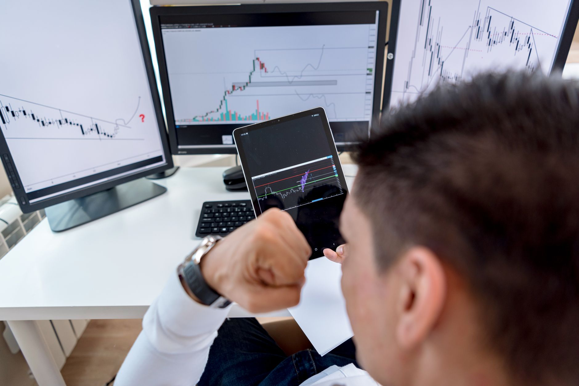 Quels sont les incontournables à connaître pour investir en bourse ?